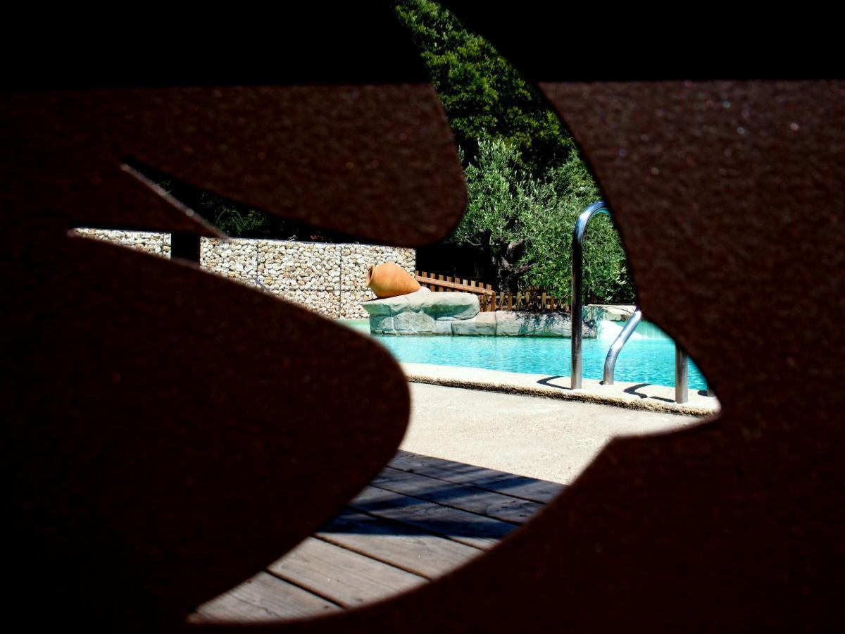Camping Mas Du Sartre Saint Alban Auriolles Exteriör bild