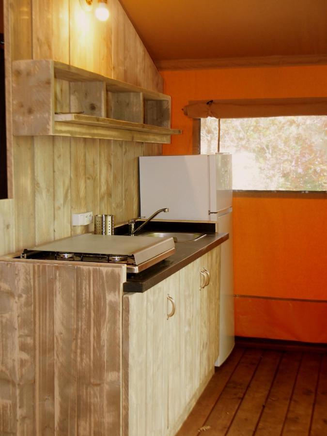 Camping Mas Du Sartre Saint Alban Auriolles Exteriör bild