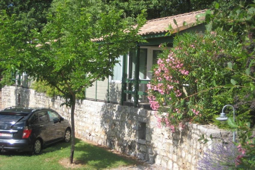 Camping Mas Du Sartre Saint Alban Auriolles Exteriör bild