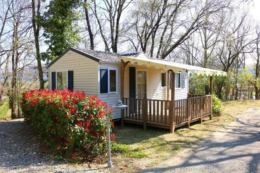 Camping Mas Du Sartre Saint Alban Auriolles Exteriör bild